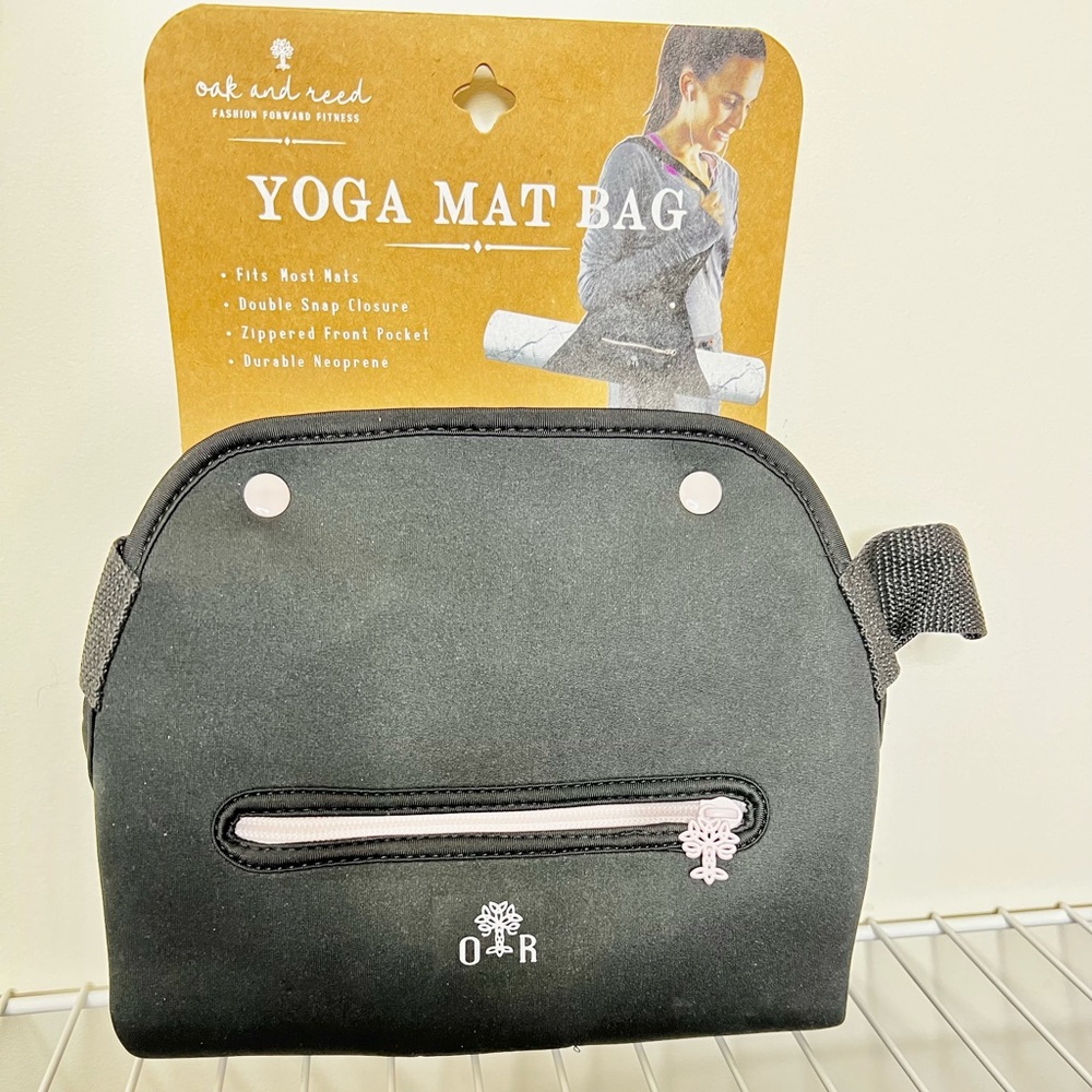 Oak and Reed 15 in x 9 in  Yoga Mat Sling Bag
